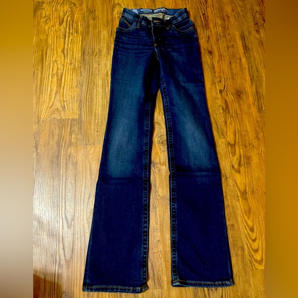 Brand New with tag Denim Wrangler size 0x36 - Picture 2 of 3